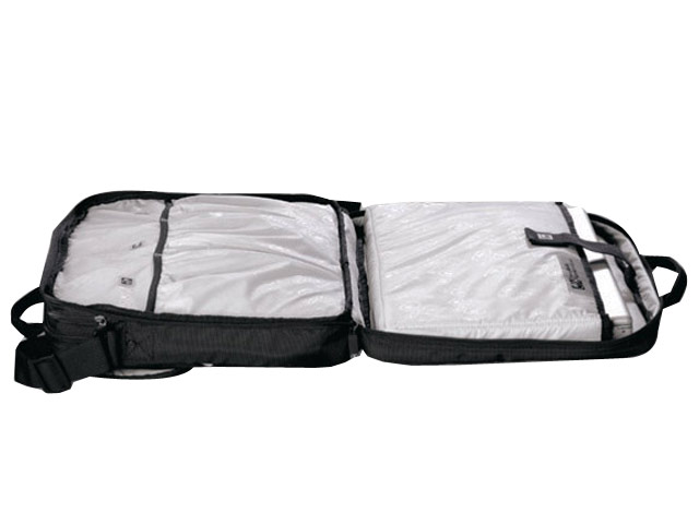 OGIO Voyager Messenger - Image 3