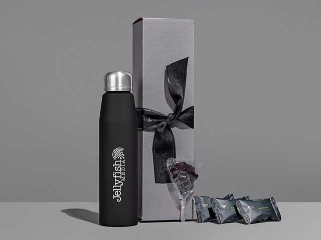 Yatta Classic Capsule Hamper - Image 2